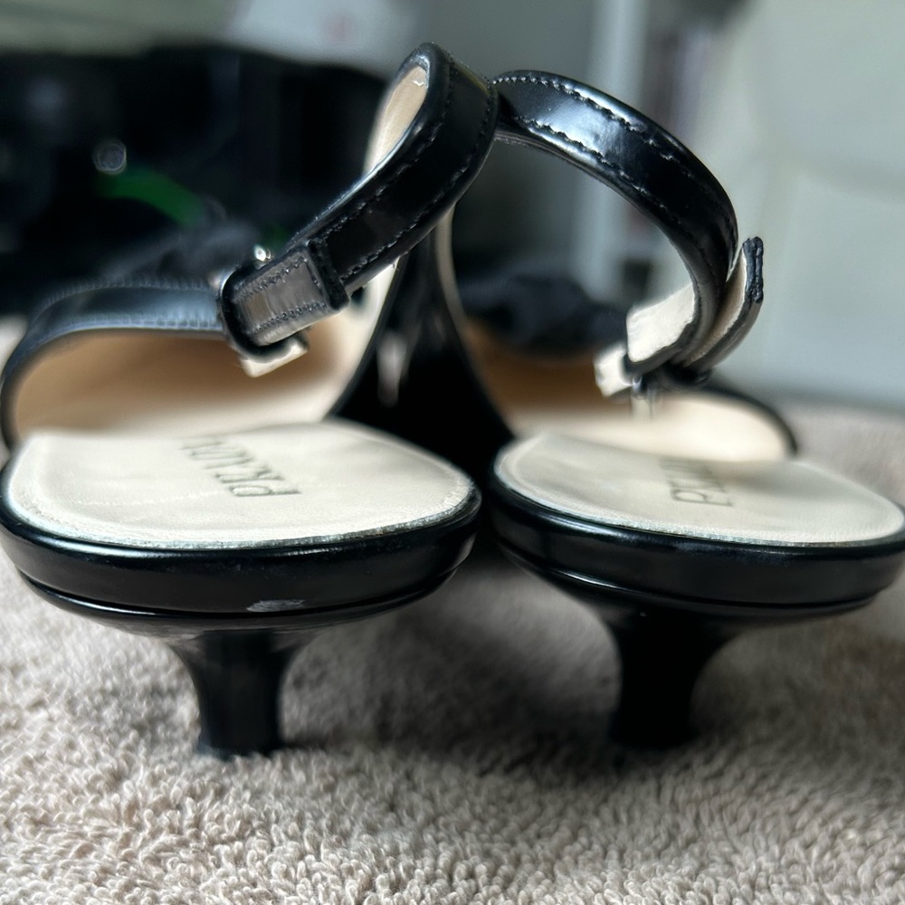 Vintage Prada Black Heels with Decorative Bow - Picture 5 of 7